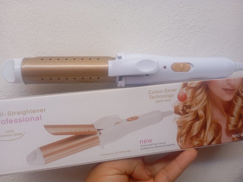 Hair straightener Professional - NHC-809CRM