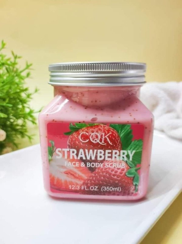 CBQ strawberry Face & Body Scrub - 350 ml