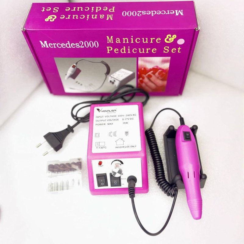 Mercedes 2000 manicure pedicure